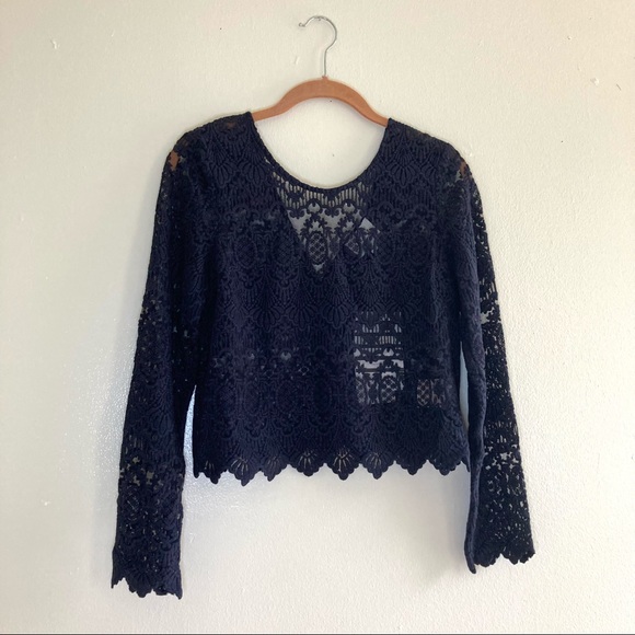 Sezane Daisy lace cropped long sleeve blouse in navy size FR 34 US 2/XS. - Picture 11 of 14